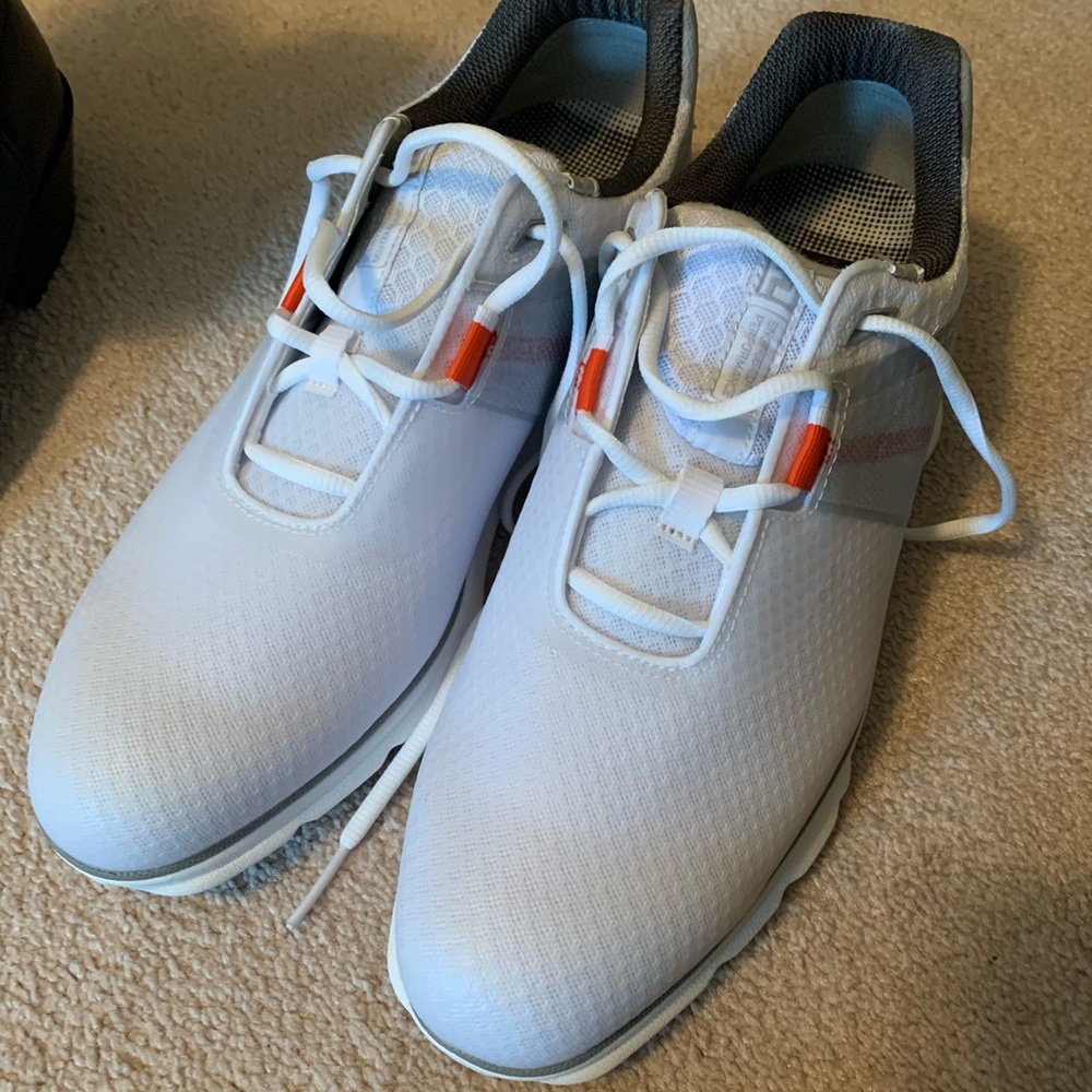Footjoy golf shoes